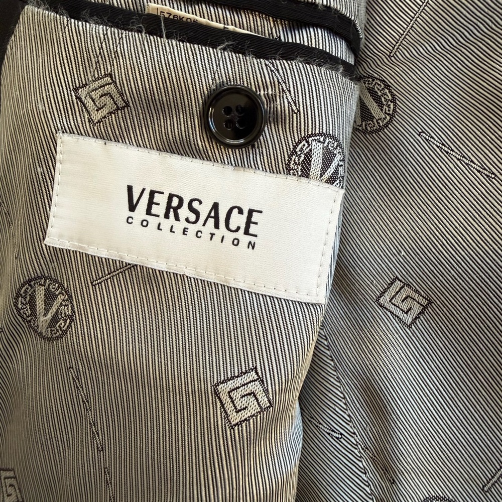 Versace Classic Black Men's Blazer - Picture 5 of 10